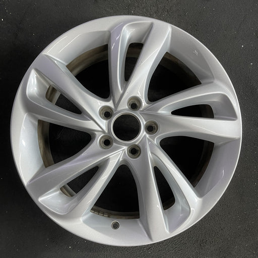 18" INFINITI QX30 17-19 18x7 , , alternating spoke Original OEM Wheel Rim - Angle View