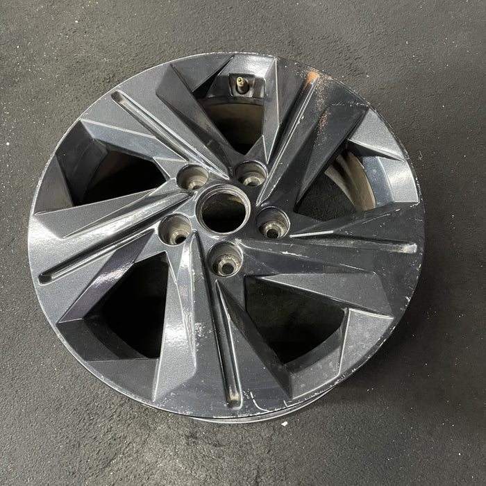 16" ELANTRA 21-23 16x6.5 Original OEM Wheel Rim - Close-Up Detail