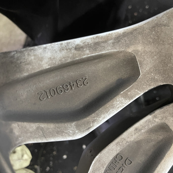 18" IMPALA 16 VIN 1 , 18x8, aluminum Original OEM Wheel Rim