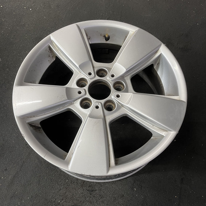 18" BMW X3 04-10 18x8 , , flat spoke Original OEM Wheel Rim - Close-Up Detail