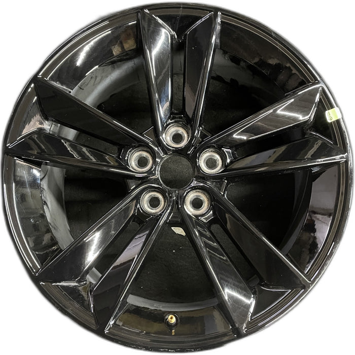 18" MUSTANG 24 18x8.5, Original OEM Wheel Rim - Front View
