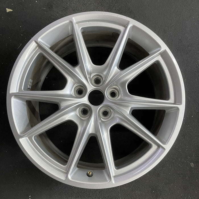 19" MUSTANG 24 19x8.5, , V spoke Original OEM Wheel Rim - Angle View