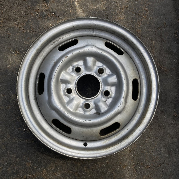 14" TOYOTA PICKUP 74 14x5 Original OEM Wheel Rim