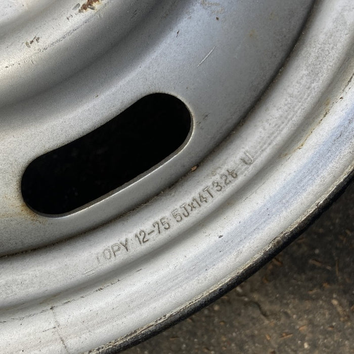 14" TOYOTA PICKUP 74 14x5 Original OEM Wheel Rim