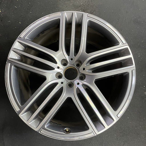 21" MERCEDES GLS-CLASS 20-24 167 Type, GLS450, 21x11 , triple spoke Original - Angle View