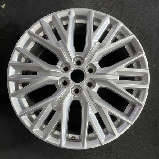 20" ACADIA 24 20x8, silver Original OEM Wheel Rim - Angle View