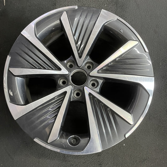 18" RZ450e 23-24 18x7.5 Original OEM Wheel Rim - Angle View