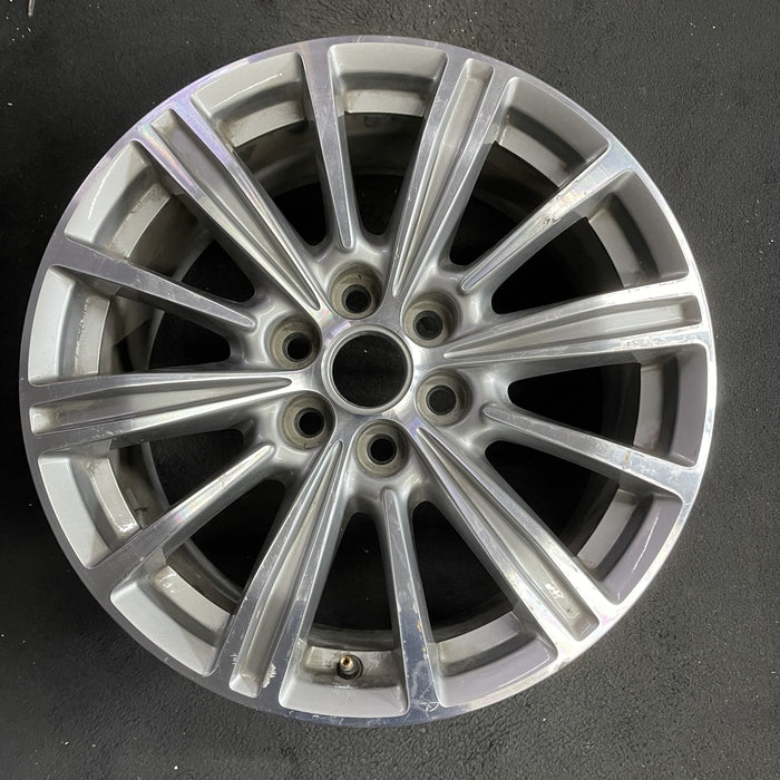 18" XT5 17-19 18x8, Original OEM Wheel Rim - Angle View