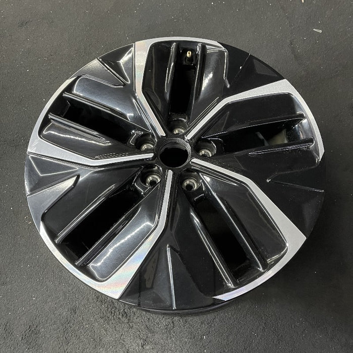 19" EV6 22-24 19x7.5 alloy black inlay Original OEM Wheel Rim