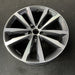 20" F-PACE 17-19 20x8.5 , 5 double spoke, w/notched spoke, machined face - Close-Up Detail