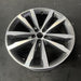 20" F-PACE 17-19 20x8.5 , 5 double spoke, w/notched spoke, machined face - Close-Up Detail