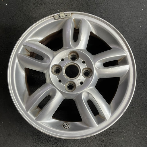 15" CLUBMAN 11-14 15x5.5, alloy, 5 twin spoke Original OEM Wheel Rim - Angle View