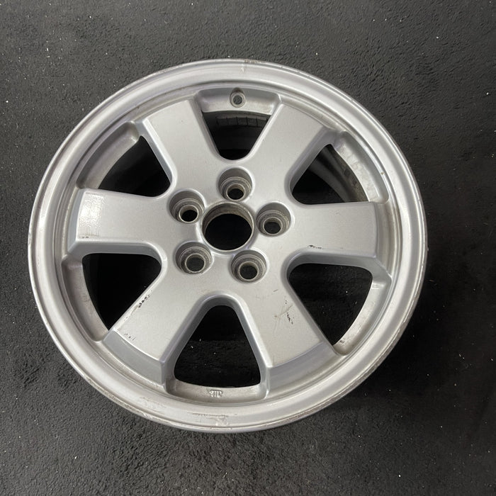15" PRIUS 04-06 15x6 Original OEM Wheel Rim - Close-Up Detail