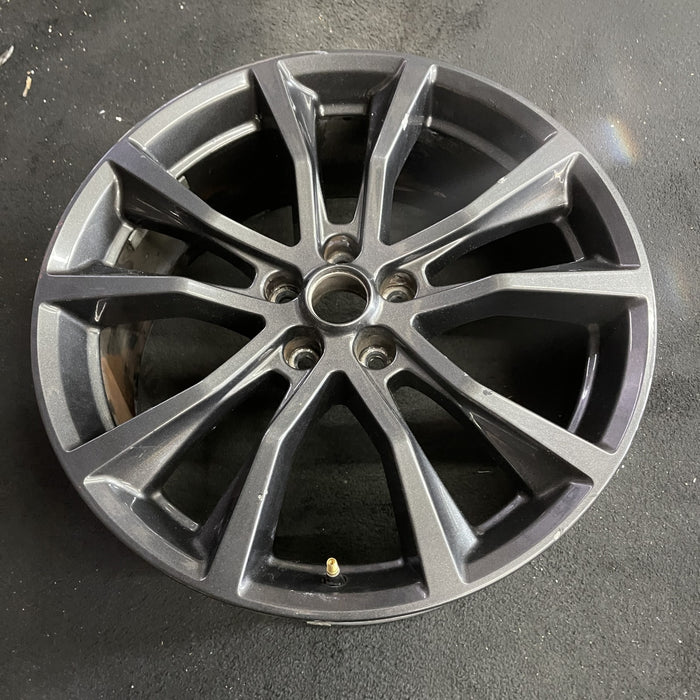 20" EXPLORER 17-19 20x8.5, , 10 spoke, , dark gray Original OEM Wheel Rim - Side Profile