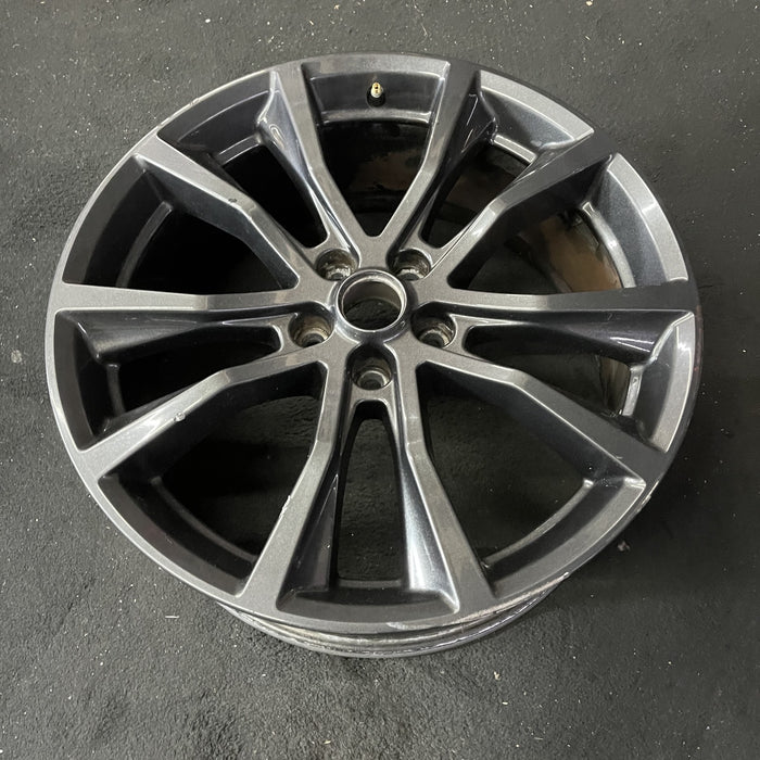 20" EXPLORER 17-19 20x8.5, , 10 spoke, , dark gray Original OEM Wheel Rim - Close-Up Detail