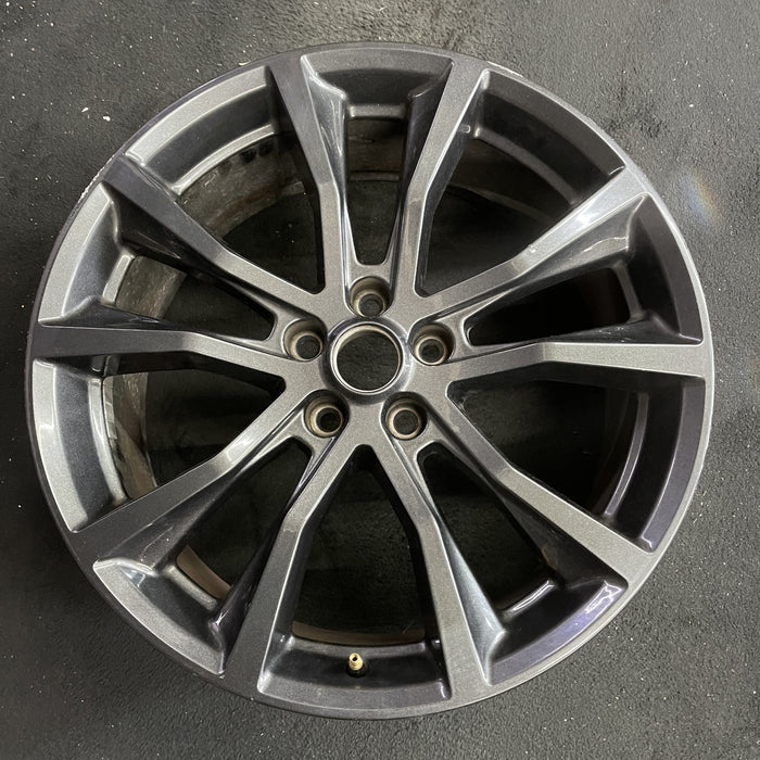 20" EXPLORER 17-19 20x8.5, , 10 spoke, , dark gray Original OEM Wheel Rim - Angle View
