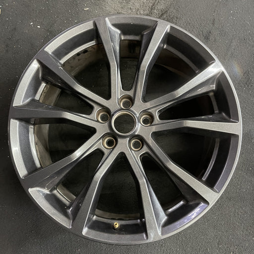 20" EXPLORER 17-19 20x8.5, , 10 spoke, , dark gray Original OEM Wheel Rim - Angle View