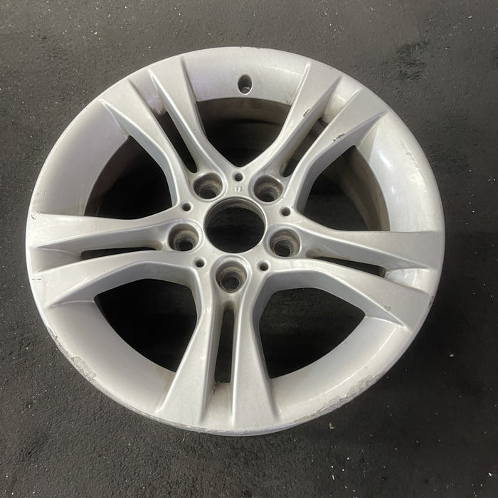 16" BMW 323i 07-11 16x7, alloy, 5 spoke, double spoke Original OEM Wheel Rim - Close-Up Detail