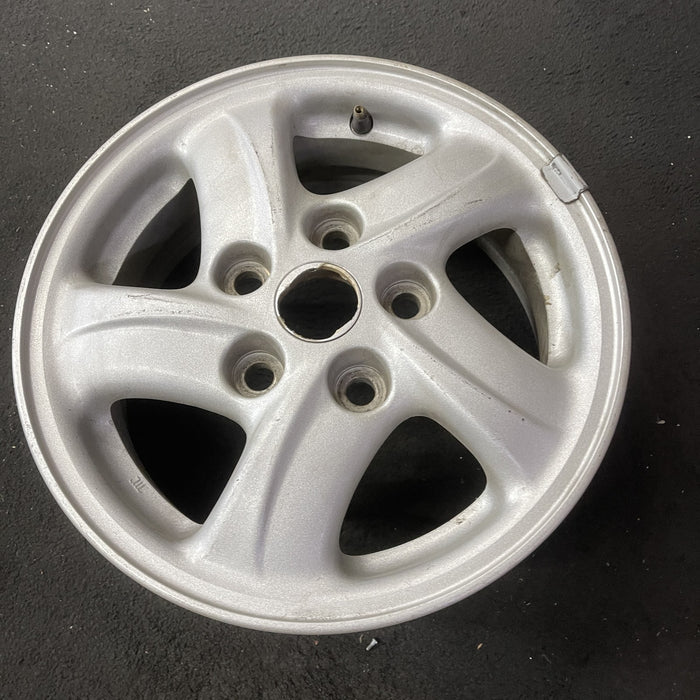 14" ECLIPSE 94-99 14x5.5, alloy Original OEM Wheel Rim - Close-Up Detail