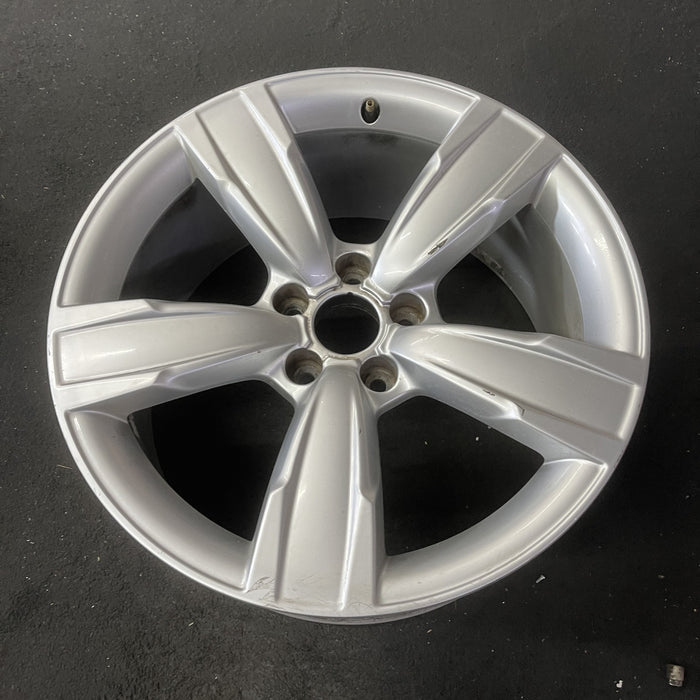 18" AUDI ALLROAD 13-15 18x8 Original OEM Wheel Rim - Close-Up Detail