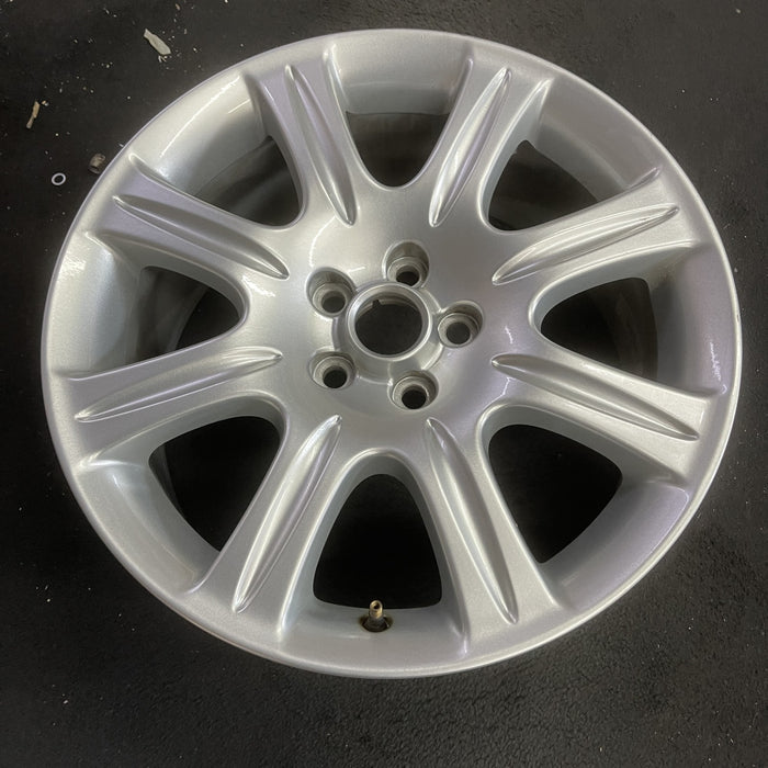 18" XJ 08-09 , 18x8 , 8 spoke Original OEM Wheel Rim - Side Profile