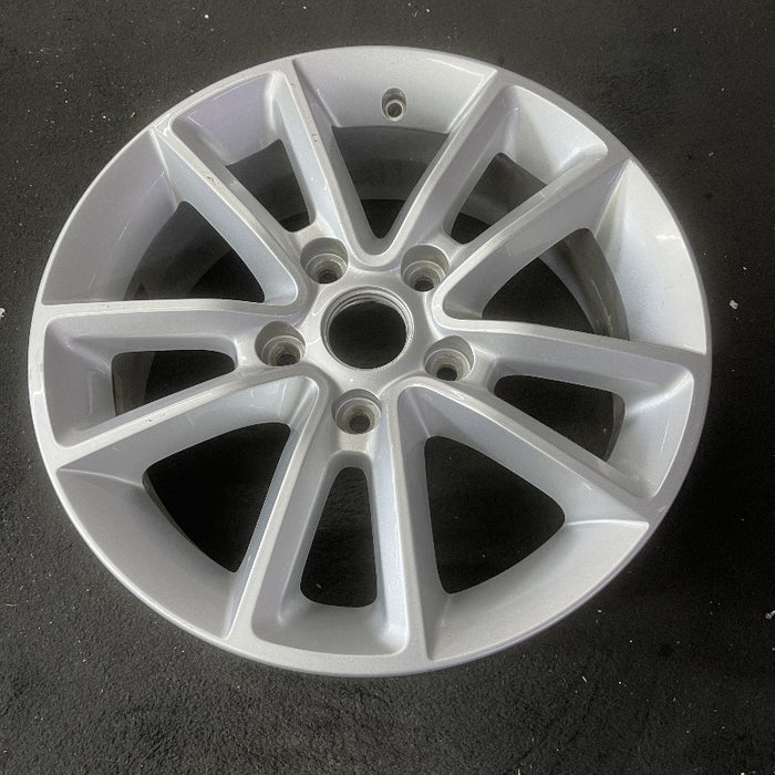 17" CARAVAN 13 17x6.5 aluminum V spoke fully opt WGH Original OEM Wheel Rim - View 8