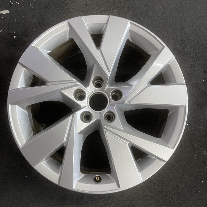 18" ATLAS CROSS SPORT 20-22 18x8 silver Original OEM Wheel Rim - Additional View