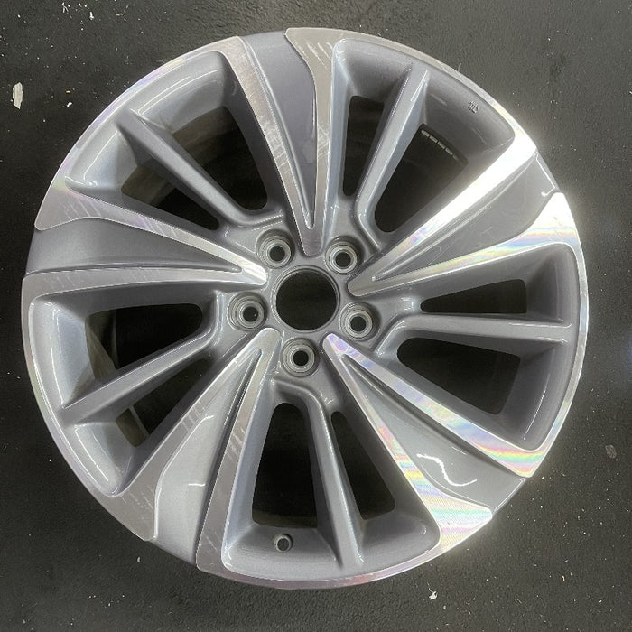 20" MDX 17 20x8 alloy machine face alternating spoke Original OEM Wheel Rim - Front View