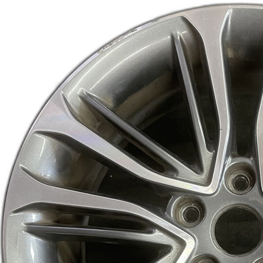 18" VELOSTER 16 18x7.5 w/o body color accents; 20 spoke two te Original OEM - Angle View