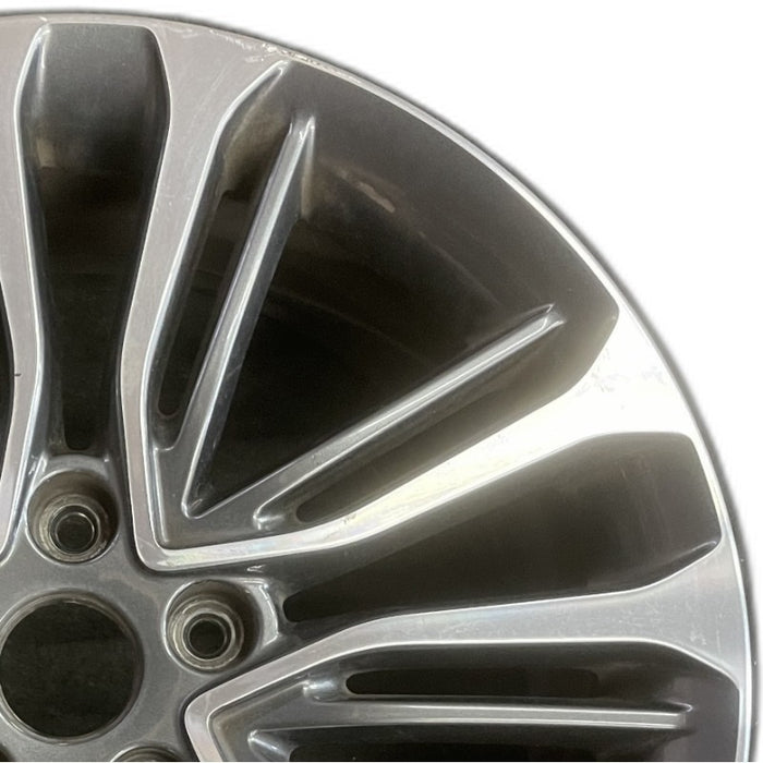 18" VELOSTER 16 18x7.5 w/o body color accents; 20 spoke two te Original OEM - Side Profile