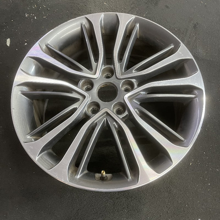 18" VELOSTER 16 18x7.5 w/o body color accents; 20 spoke two te Original OEM - View 7