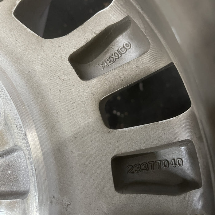 17" SIERRA 2500 PICKUP 20-24 17x7.5, aluminum Original OEM Wheel Rim - Back View