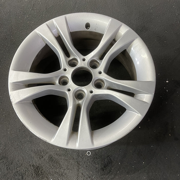 16" BMW 323i 07-11 16x7, alloy, 5 spoke, double spoke Original OEM Wheel Rim - Close-Up Detail