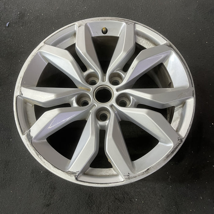 18" IMPALA 16 VIN 1 , 18x8, aluminum Original OEM Wheel Rim - Close-Up Detail