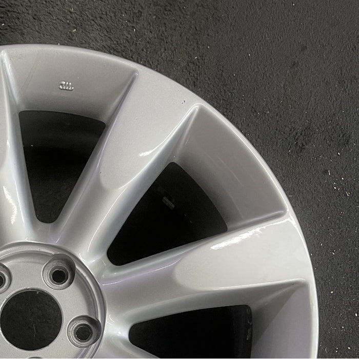 20" INFINITI FX SERIES 03 20x8 alloy 8 spoke Original OEM Wheel Rim - Close-Up Detail