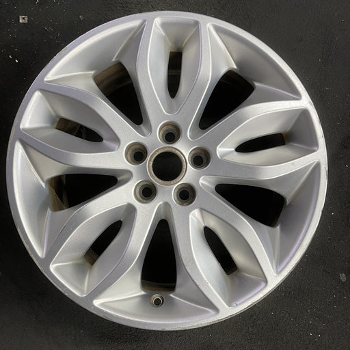 18" LR2 11-15 18x8 , Original OEM Wheel Rim - Angle View