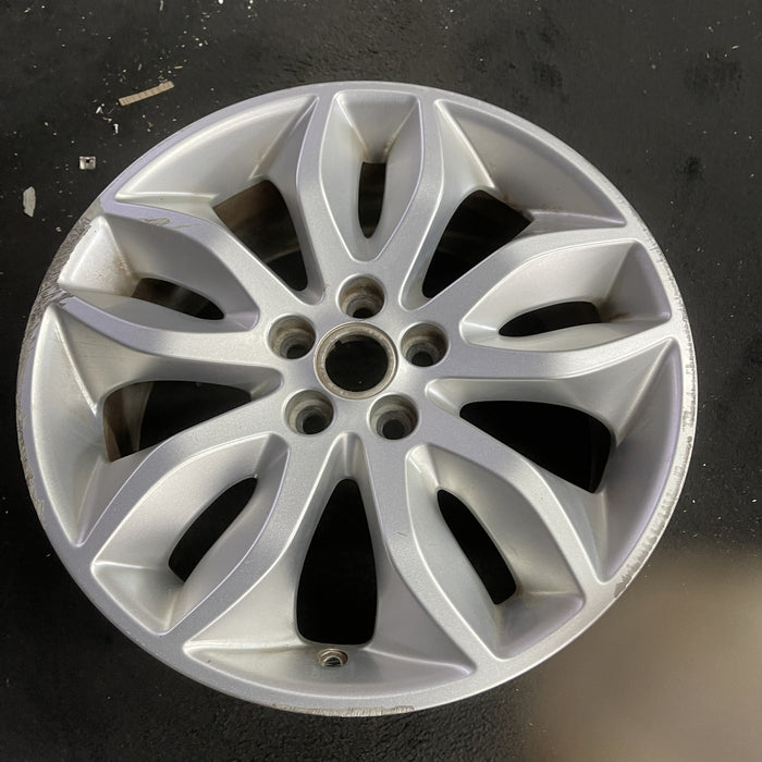 18" LR2 11-15 18x8 , Original OEM Wheel Rim - Side Profile