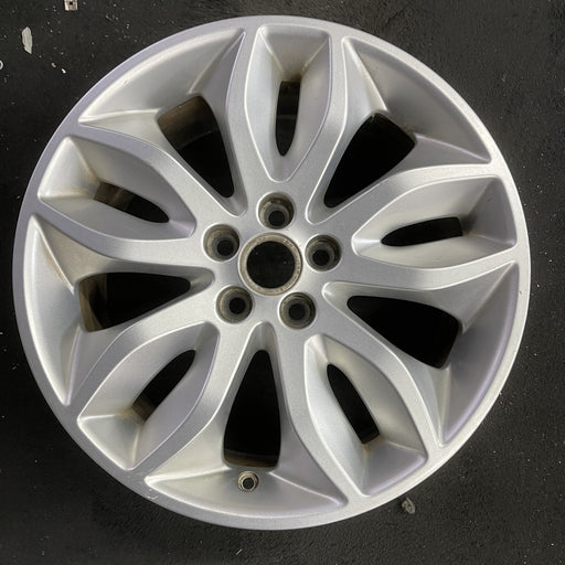 18" LR2 11-15 18x8 , Original OEM Wheel Rim - Angle View