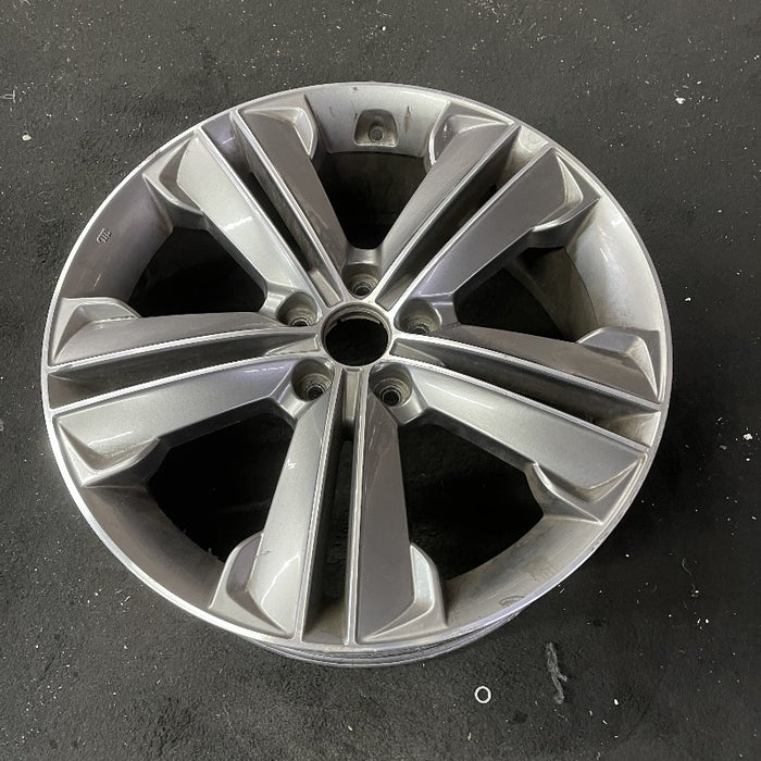 19" SANTA FE 13-16 19x7.5 alloy 10 spoke 3.3L LWB Original OEM Wheel Rim