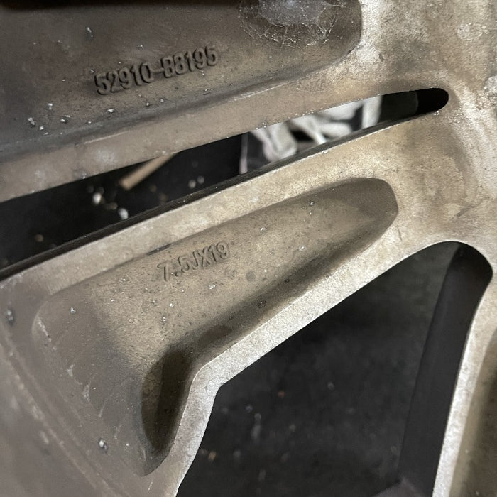 19" SANTA FE 13-16 19x7.5 alloy 10 spoke 3.3L LWB Original OEM Wheel Rim