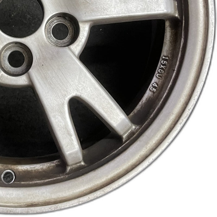 15" PRIUS 10-11 15x6 alloy 5 split spoke silver Original OEM Wheel Rim - Close-Up Detail