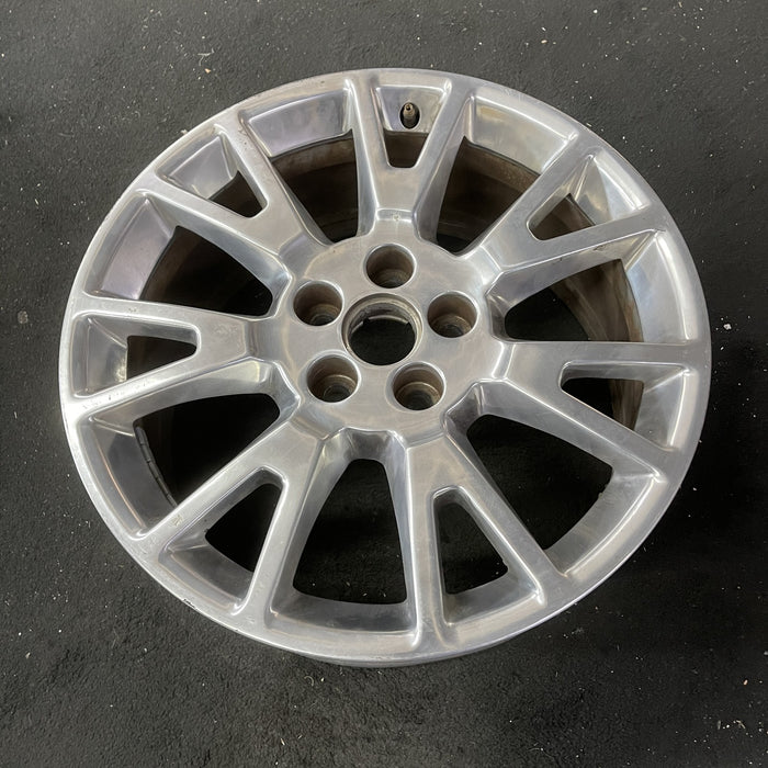 19" CTS 10 19x8.5 , Original OEM Wheel Rim - Close-Up Detail