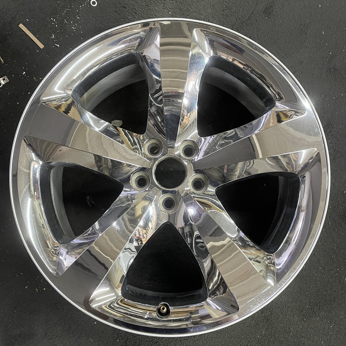20" CHALLENGER 11-12 20x8, , chrome clad, lug nut centered between spokes - Angle View