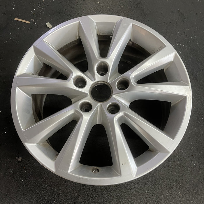 18" TOUAREG 14-15 18x8 , Original OEM Wheel Rim - Side Profile