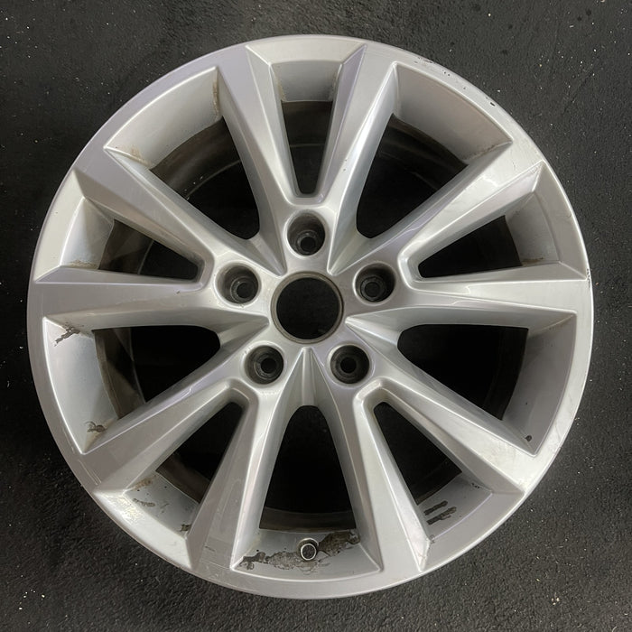 18" TOUAREG 14-15 18x8 , Original OEM Wheel Rim - Angle View