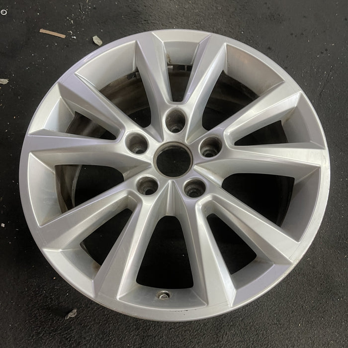 18" TOUAREG 14-15 18x8 , Original OEM Wheel Rim - Side Profile