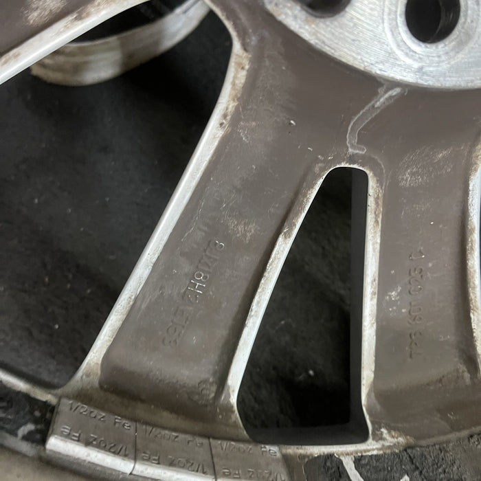 18" TOUAREG 14-15 18x8 , Original OEM Wheel Rim - Additional View