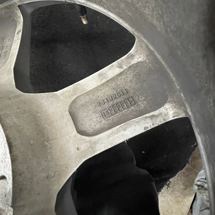 18" CAMARO 16-24 18x8.5 Original OEM Wheel Rim - Additional View