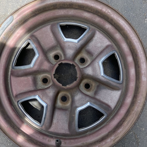 14" CUTLASS 78-83 14x6, Super Stock Original OEM Wheel Rim - Angle View