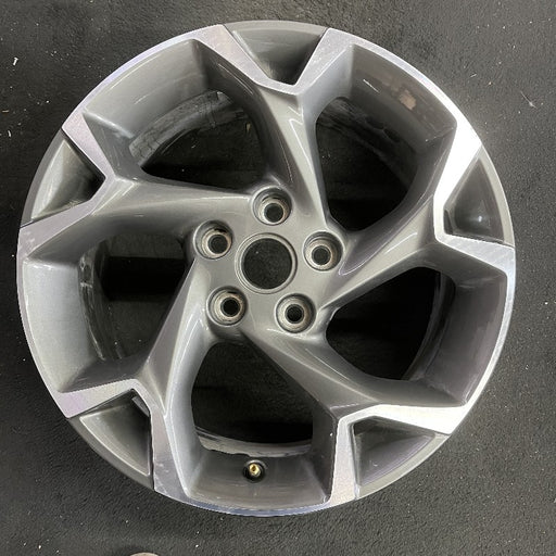 17" TRAX 24 17x7.5 gray opt Q7D Original OEM Wheel Rim - Front View